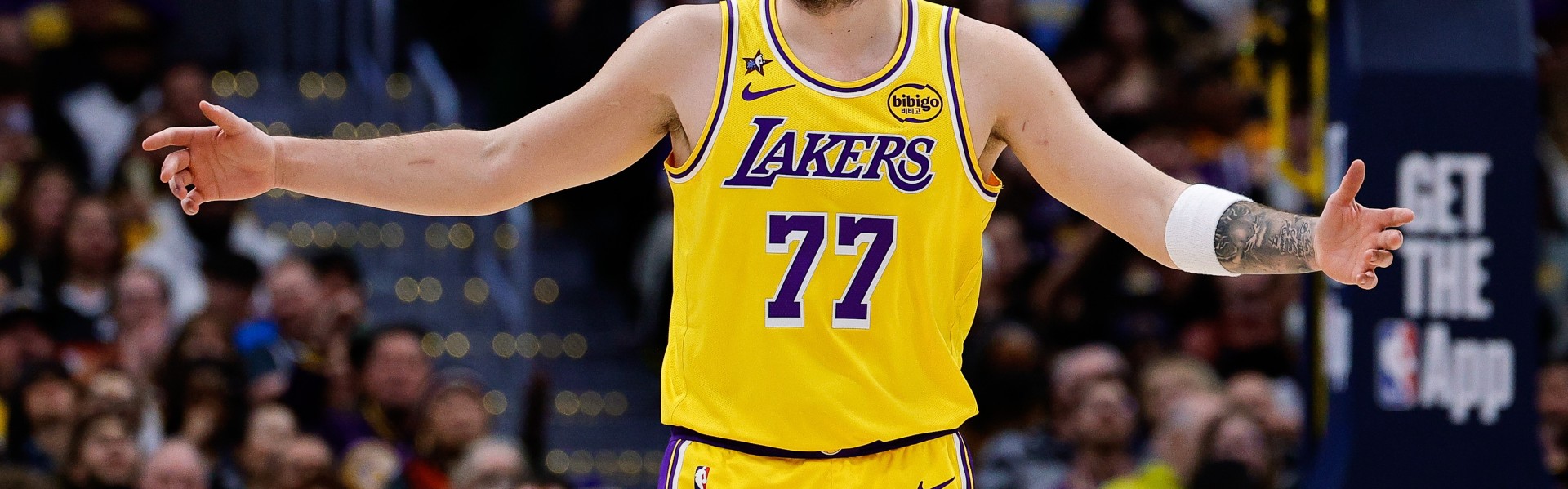 score电竞-东契奇谈票王：感谢每个为我投票的球迷 我只是来逐梦的一个小孩