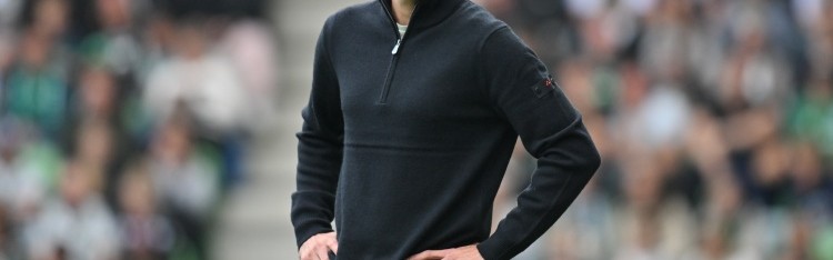 电竞比分-已落后榜首埃因霍温17分，范佩西：不会辞职，管理层态度得问他们