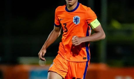 电竞比分网-米兰与亨克小将Onstein交易因文件问题暂中止|AC米兰|比甲|ac米兰|转会失败|比甲联赛_新浪体育_新浪新闻