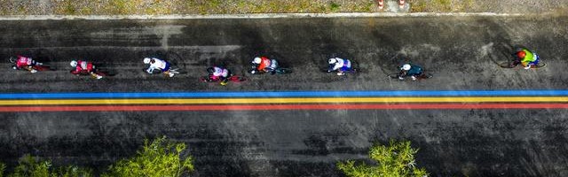 环拉萨自行车大赛曲水站比赛举行