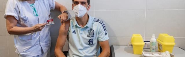 西班牙队成员接种疫苗 疫情恐慌基本平息