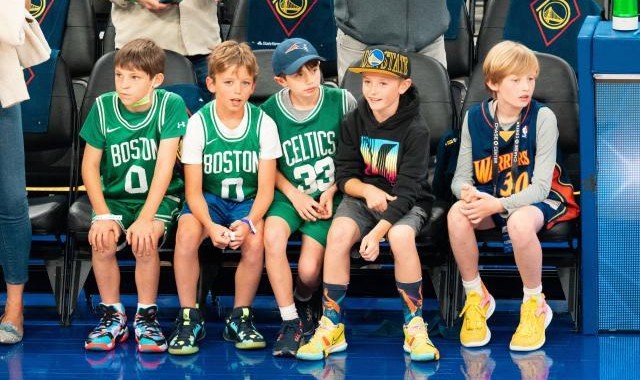 score电竞-【现场】惨负凯尔特人 激战之后勇士急需重整旗鼓