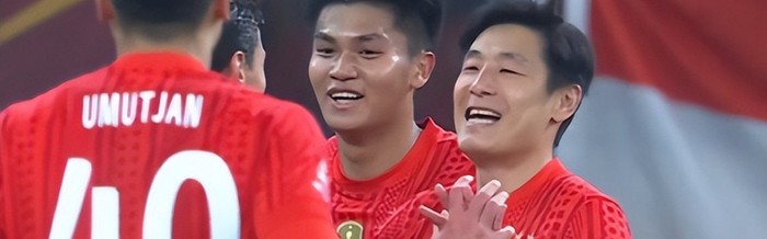 电竞比分网-4：1！国足迎来喜讯，本土第一神锋满血回归，邵佳一喜添前场第一猛将|武磊|上海海港|青岛市|中国男足|青岛西海岸_新浪体育_新浪新闻