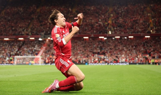 救赎之夜！罗马诺：基耶萨决心留在利物浦！红军对他状态很满意